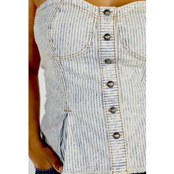 Anthropologie Pilcro Women's Blue Striped Denim Sleeveless Crop Top Size XL - Picture 3 of 10